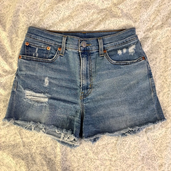 Levi Denim Cut Off Shorts - Picture 1 of 3